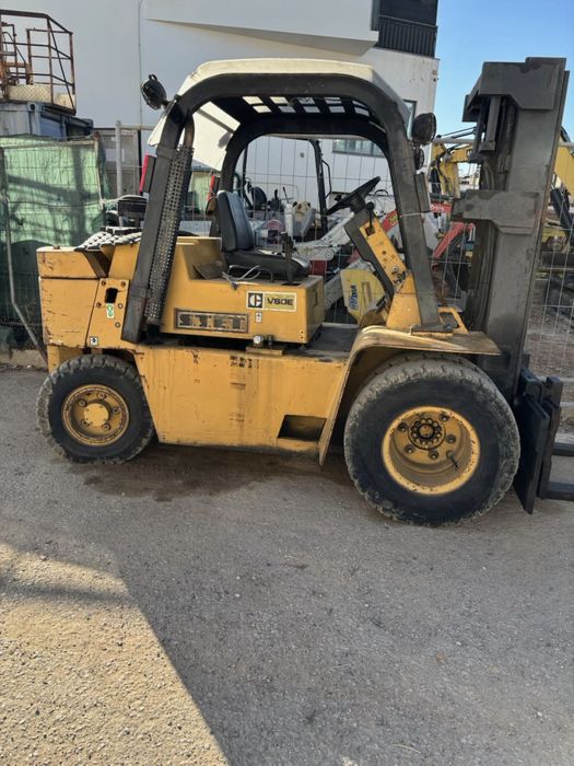 Empilhador CAT V80E