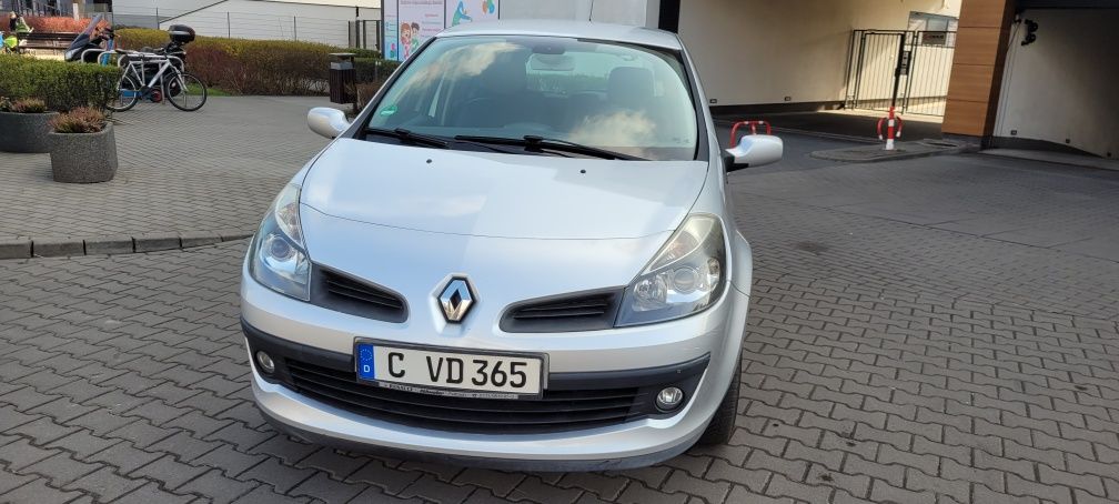 Renault Clio * 2006 * 1.6 benzyna * klima * polskory * 5 drzwi * Wawa