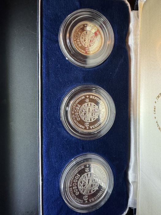 Conjunto moedas prata XVII Exposição arte ciência e cultura