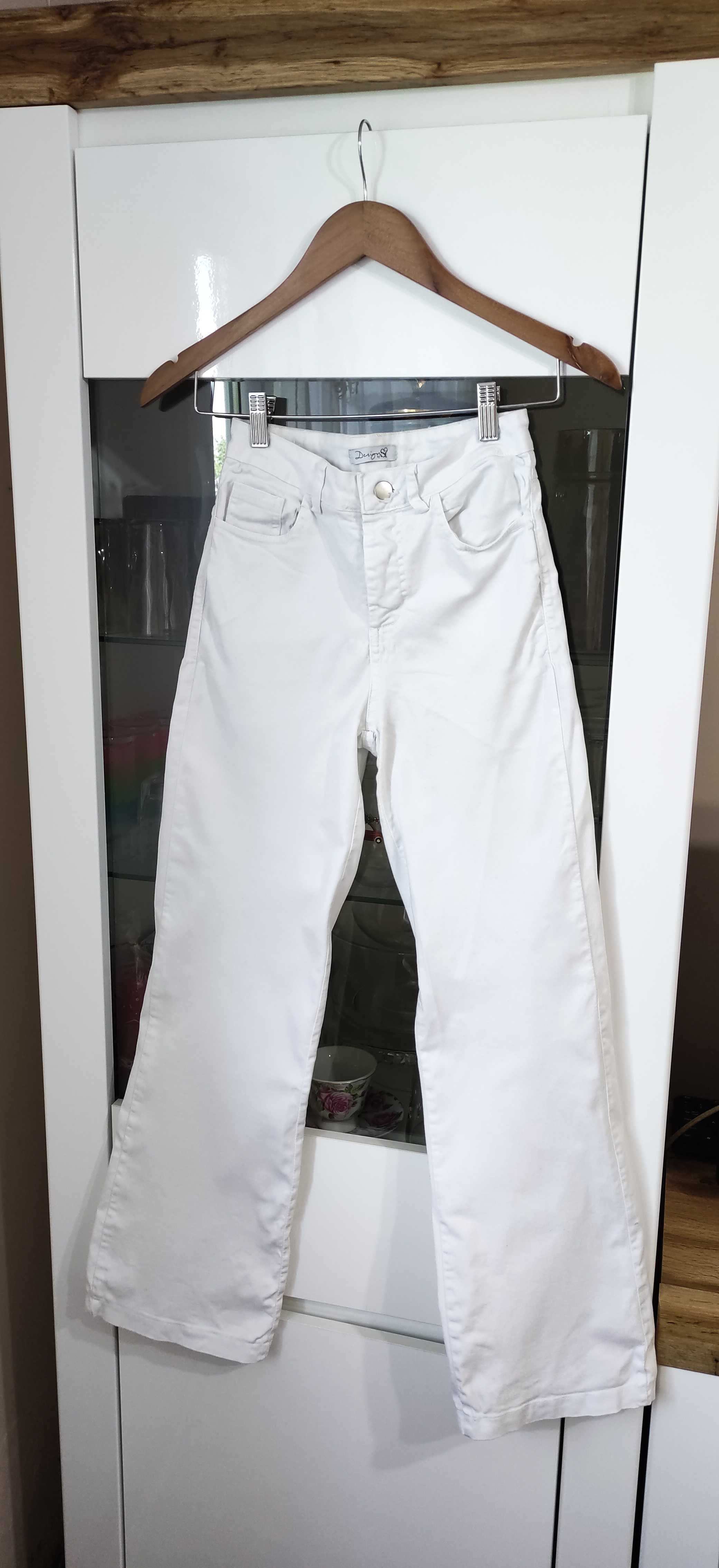 Spodnie jeansy białe z wysokim stanem  baggy proste luźne Design by Si