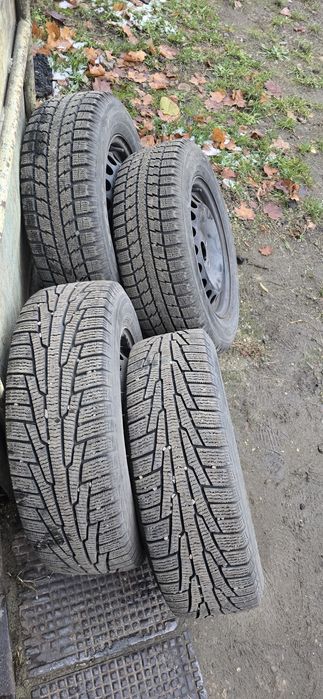 Продам шини з дисками. R15. 195/65