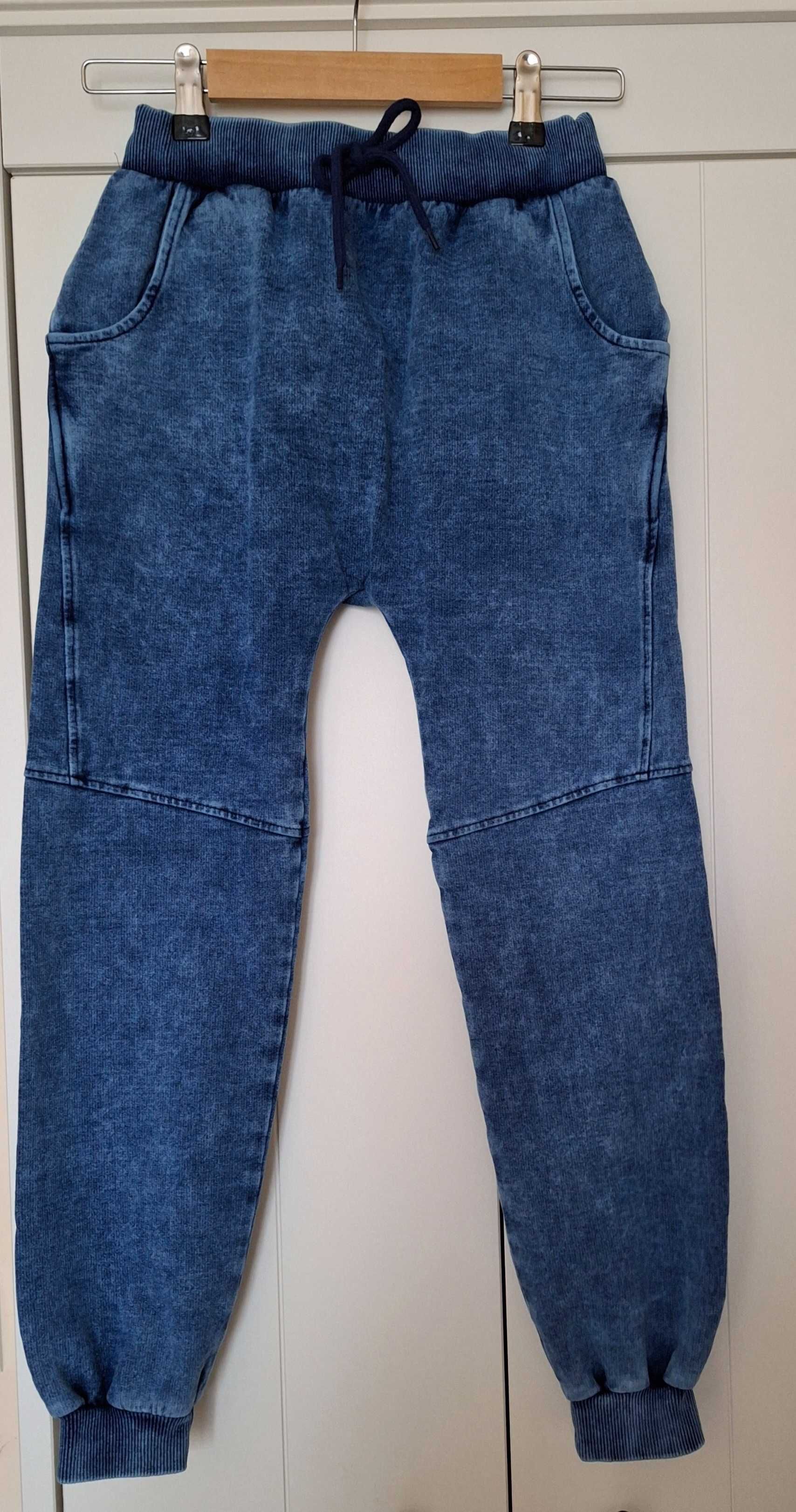 Zombie dash nowe spodnie dresowe uniseks Hungry One jeans r.146