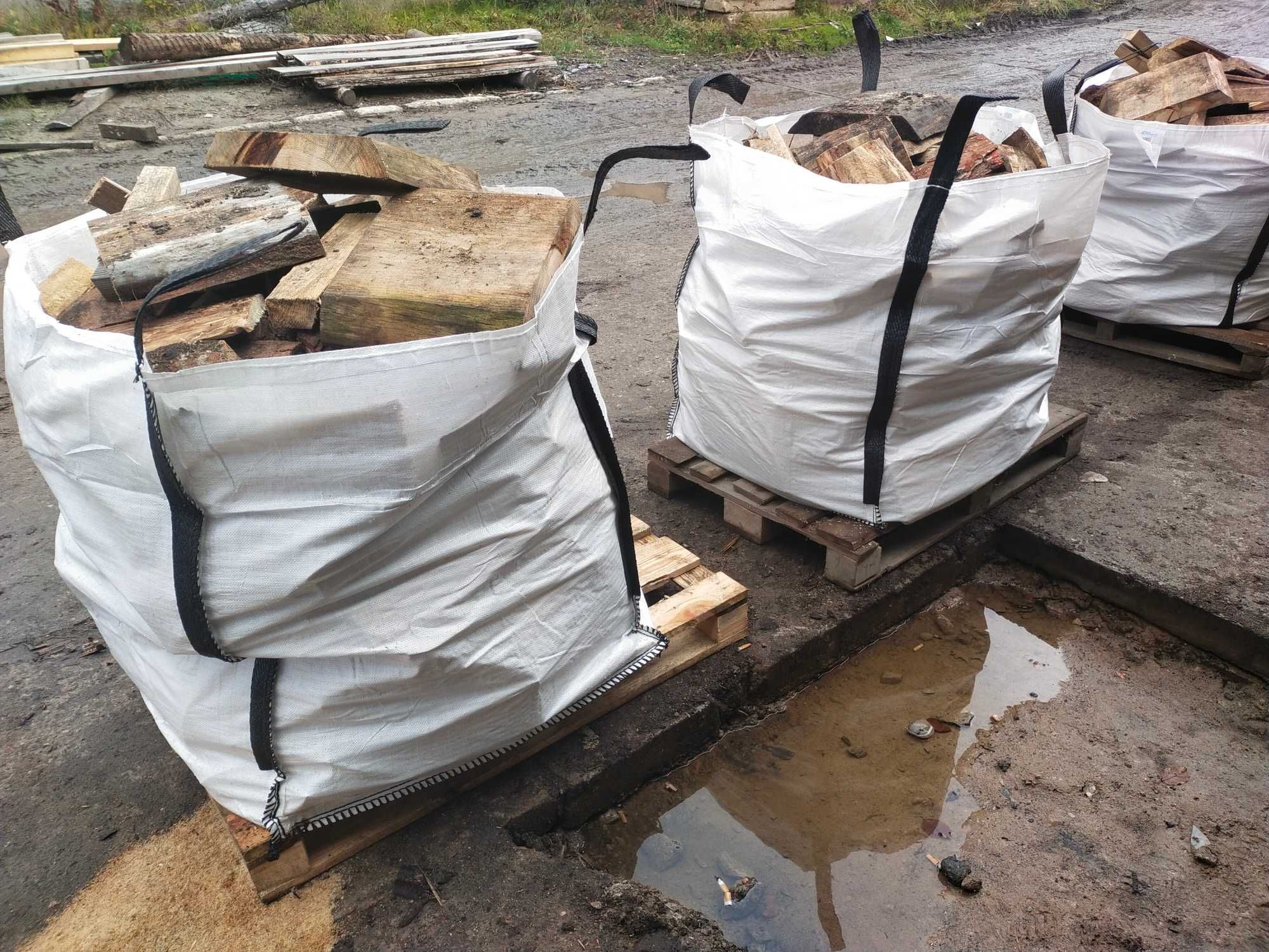 Drewno opałowe / Kominkowe/  BIG BAGI/ Na paletach  604.134.542