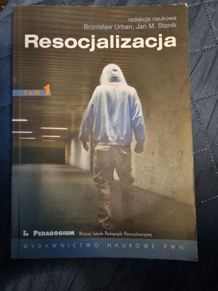 Resocjalizacja tom 1 - Bronisław Urban, Jan Stanik