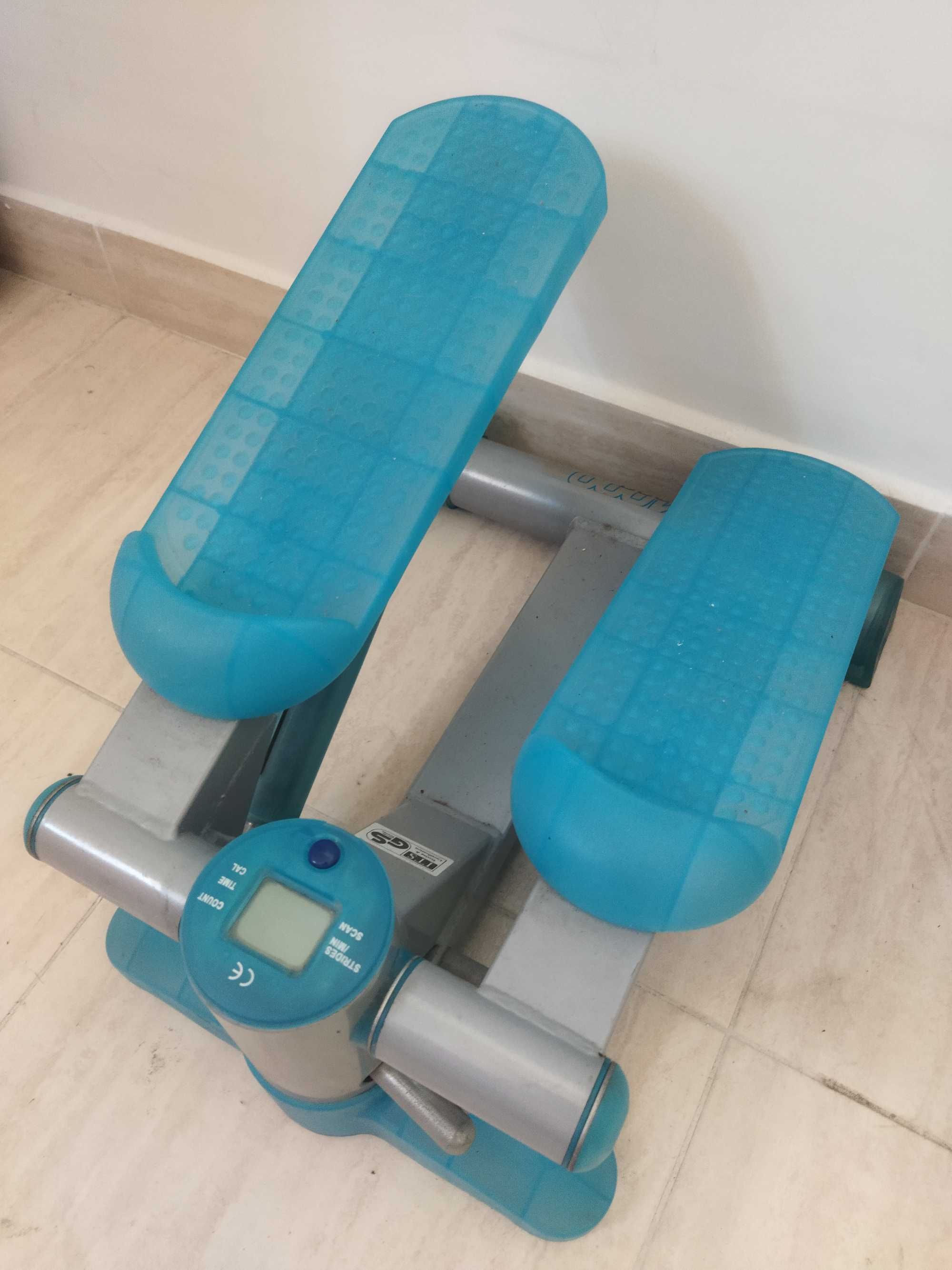 VENDE - Aparelho de fitness / step