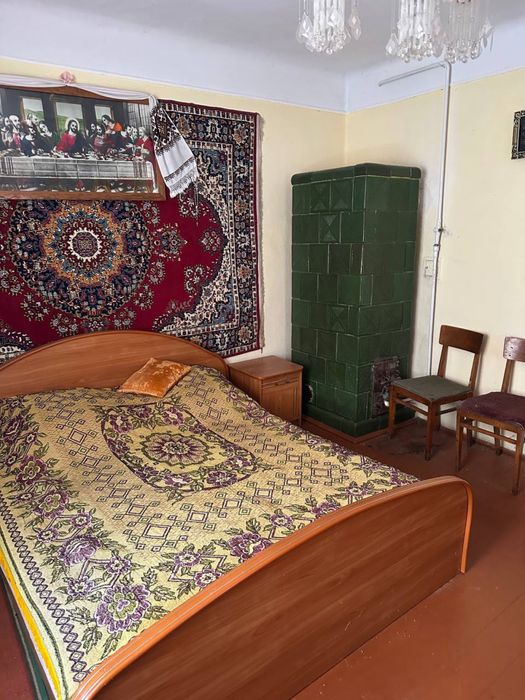 Поодається 1/2 будинку