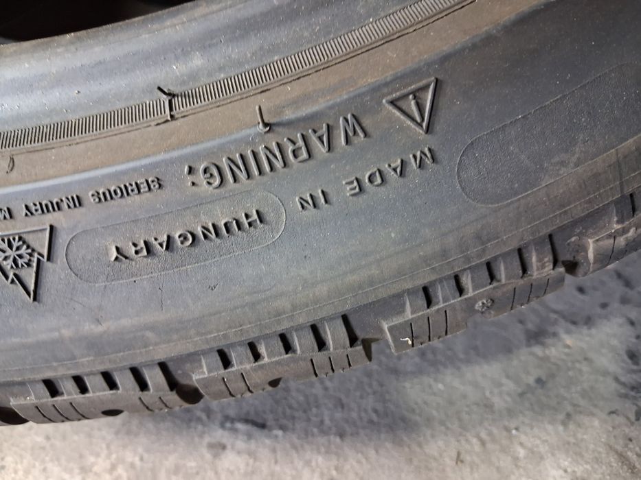 265/40 20 Michelin Pilot Alpin 4 резина зимова зима ПАРА