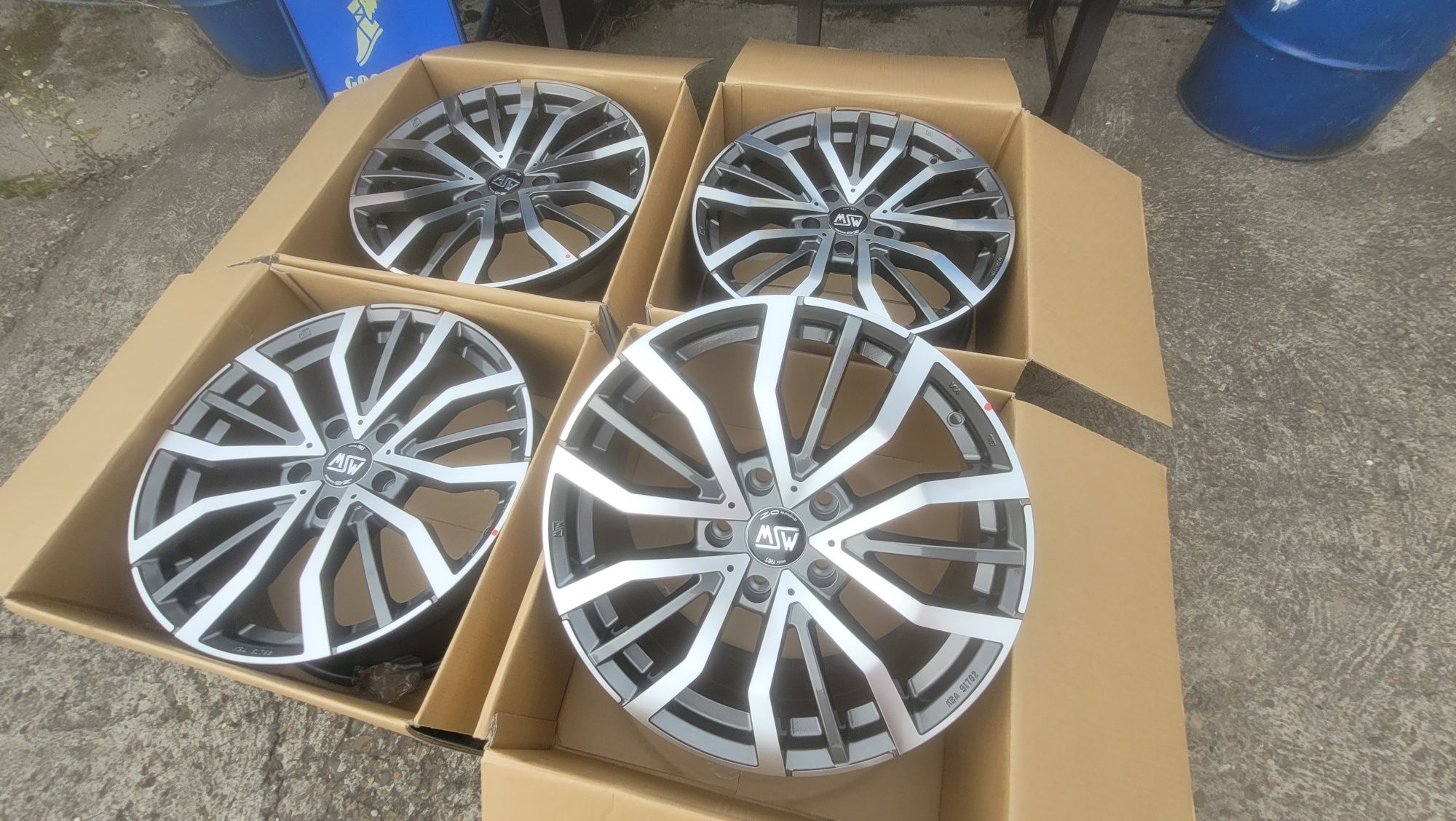 Felgi alumniowe 5x127 8j et 50 19" msw oz