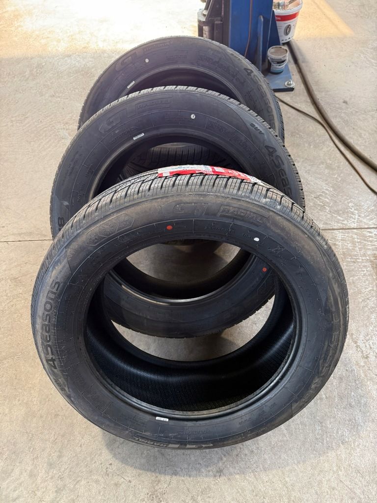 Gtradial 4seasons suv 235/55/18