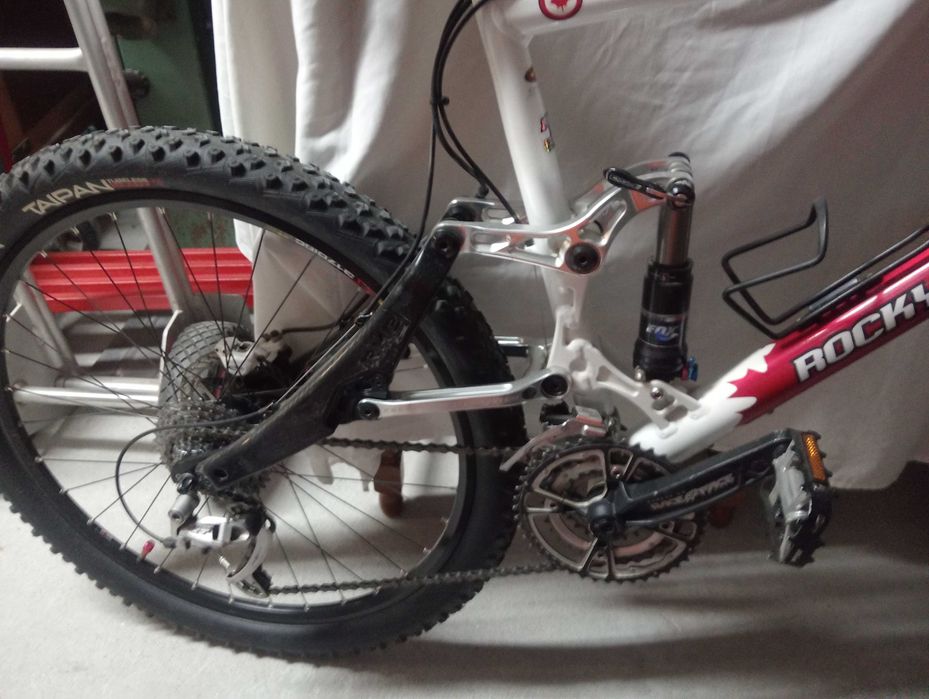 Bicicleta Rocky montain