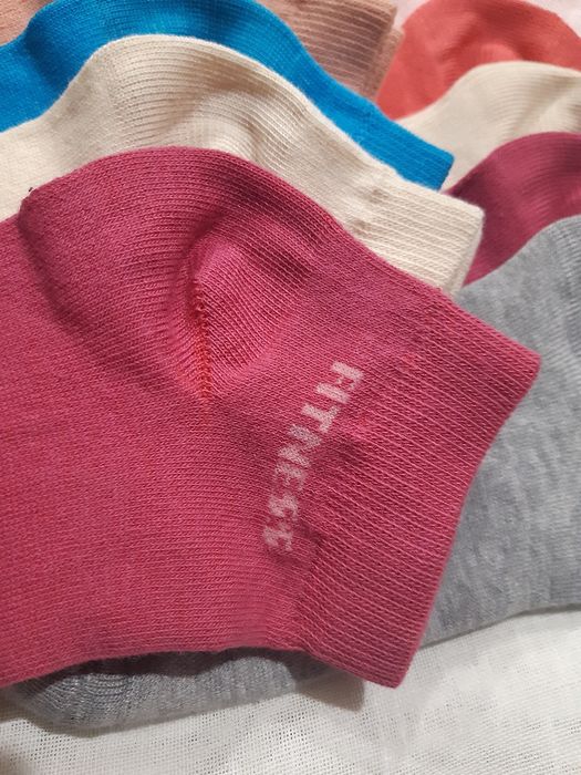 14 pares de soquetes de senhora/rapariga, queres ficar mais elegante?