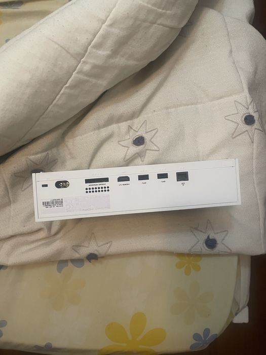 Tou a vender ou troco esta xbox series s de 512GB