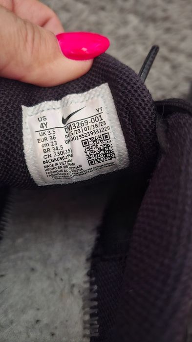 Tenis Nike air max plus 35