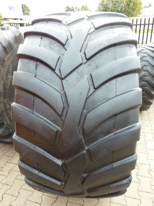 Opona używana rolnicza 800/60R32 VREDESTEIN FLOTATION TRAC 3800zł W943