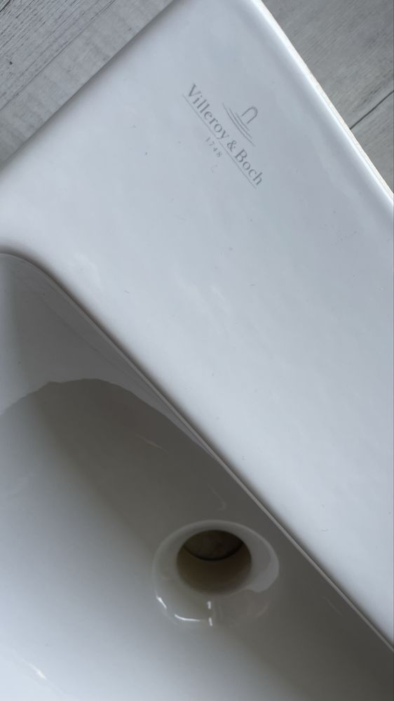 Villeroy and Boch Avento umywalka 45x37cm