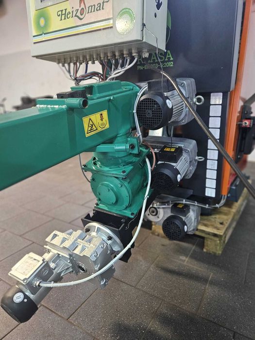 Heizomat 15/30kw  Piec na Trociny Zrębki Pestkę Wióra i inne Biomasy