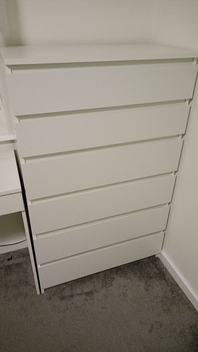 Komoda biała 6 szuflad jak nowa
