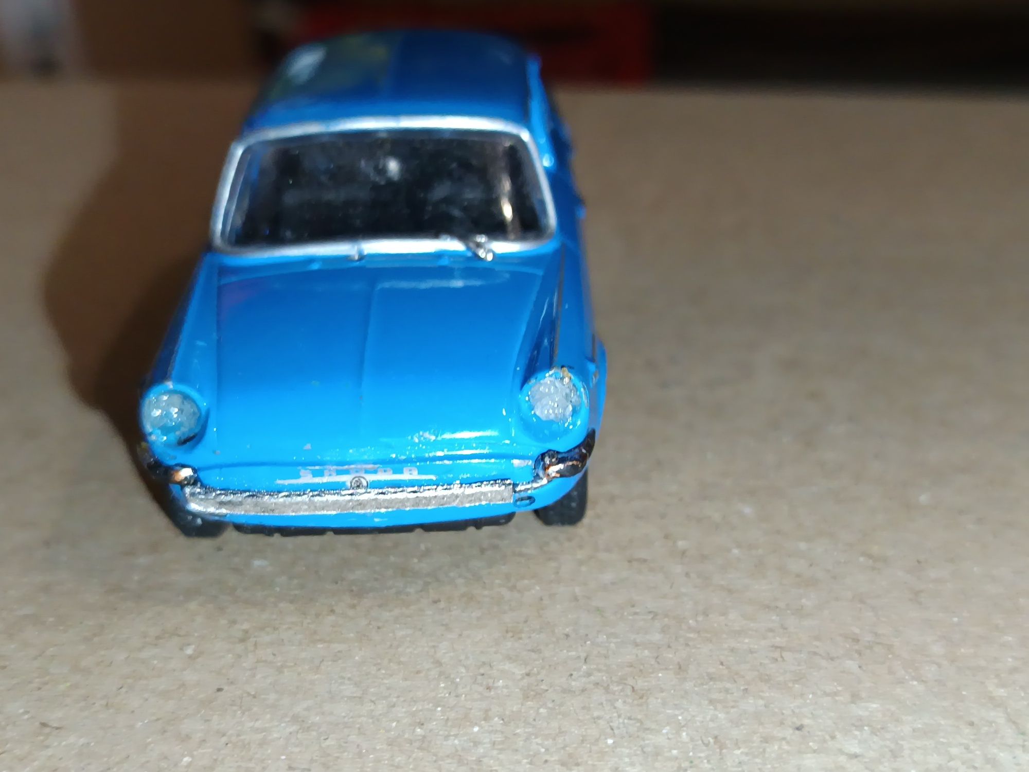 Model samochodu z Czechosłowacji Skoda 100 MB Kultowe auta PRL  1:43