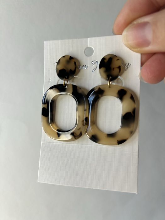 Кліпси для тих у кого не пробиті вушка