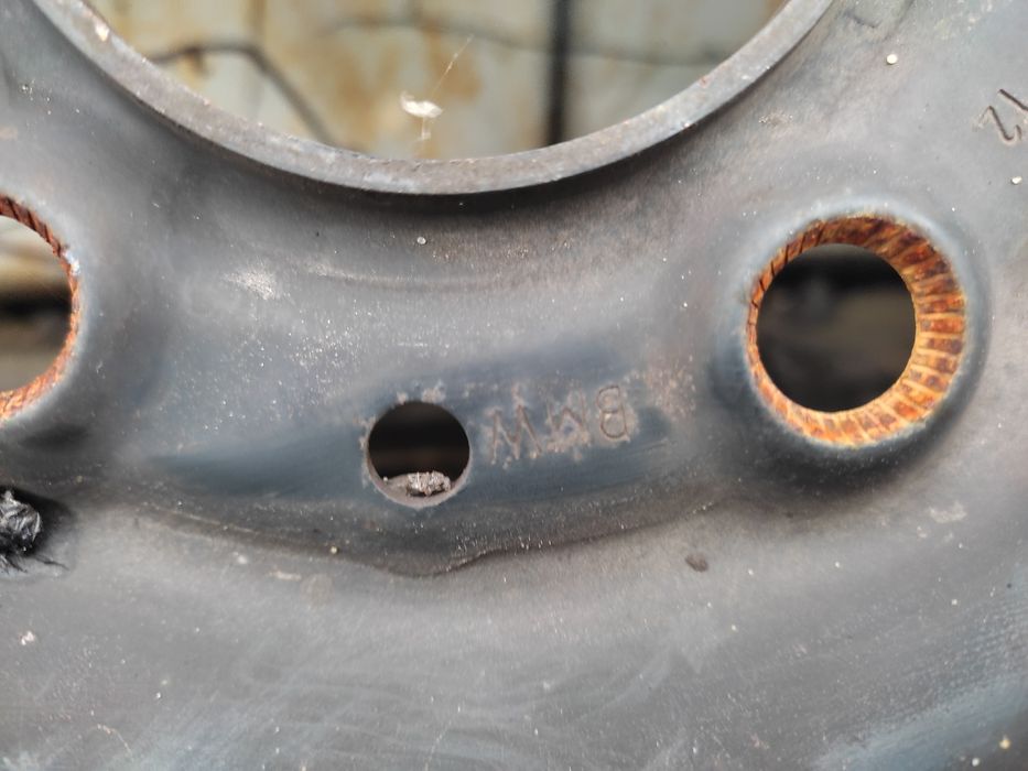 Колеса Шини з дисками і ковпаками з БМВ