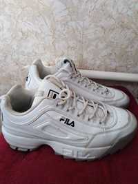 Продаются кроссовки FILA