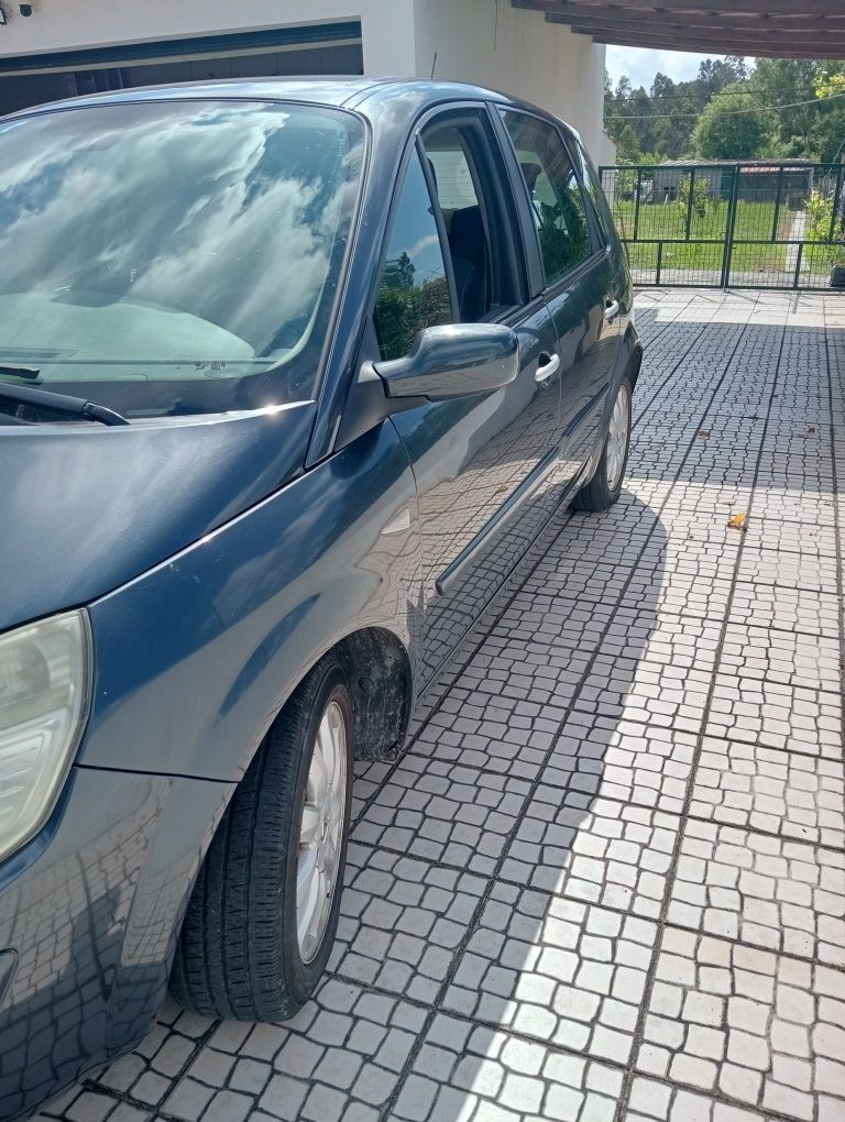 Renault Scenic 1.5 dci