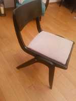Bumerang krzesło