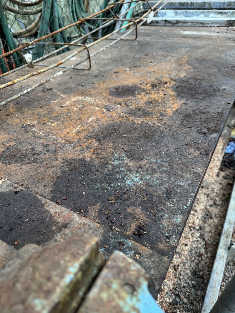 Bancada para oficina em ferro 2,10x0,70m