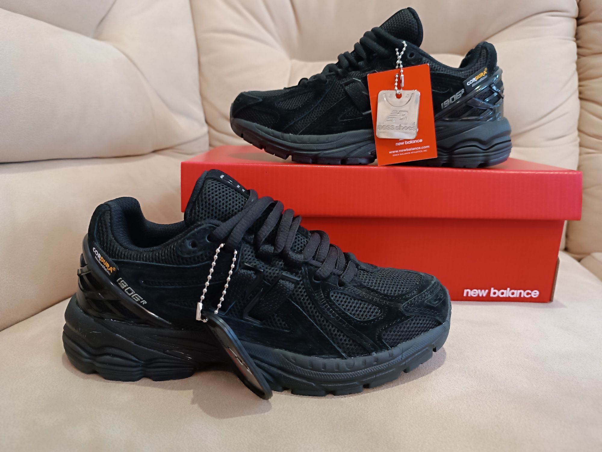 Чоловічі кросівки new balance 1906 R (36-45 розмір) 2 кольори