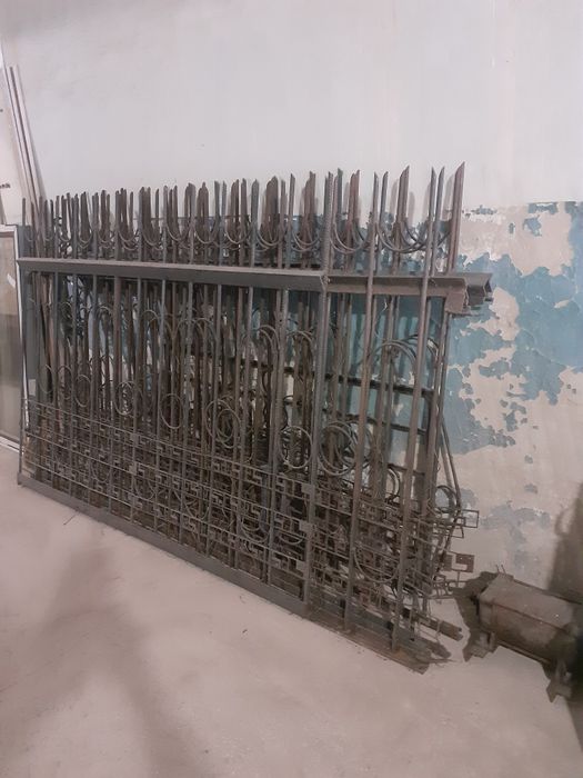 Секції для огорожі