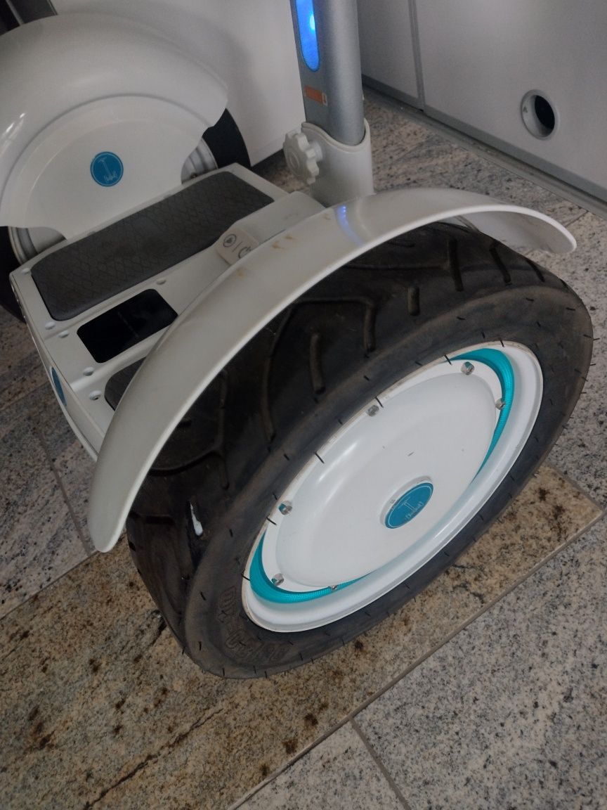 Segway elektryczny