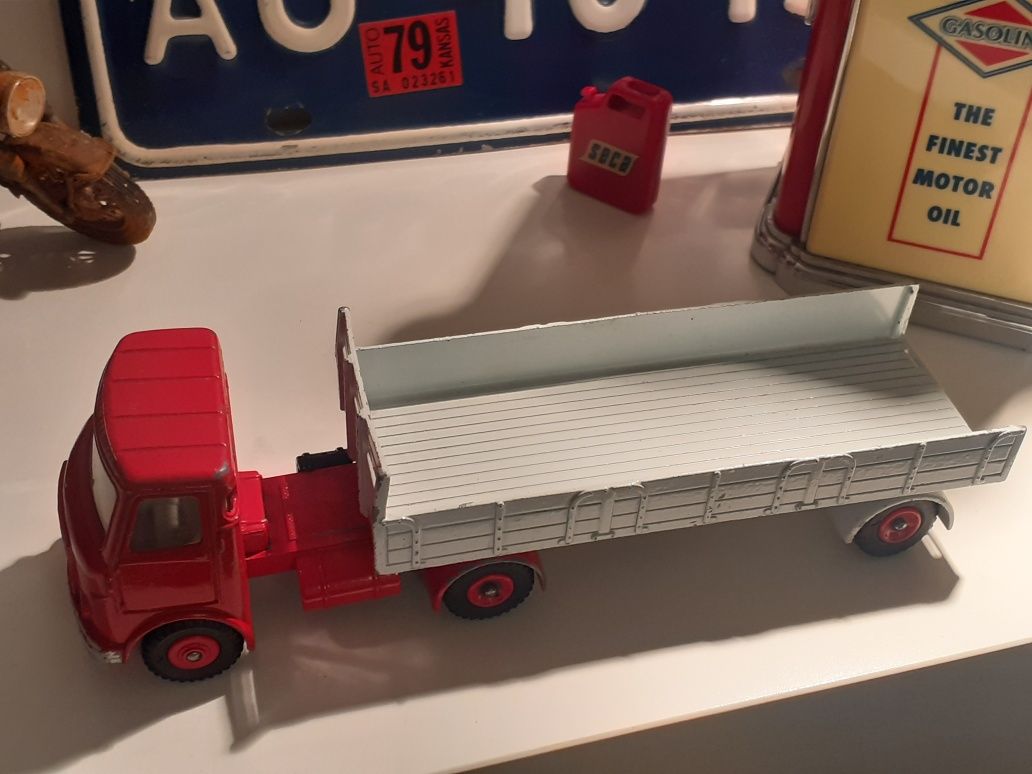 Dinky Toys stara zabawka ciężarówka