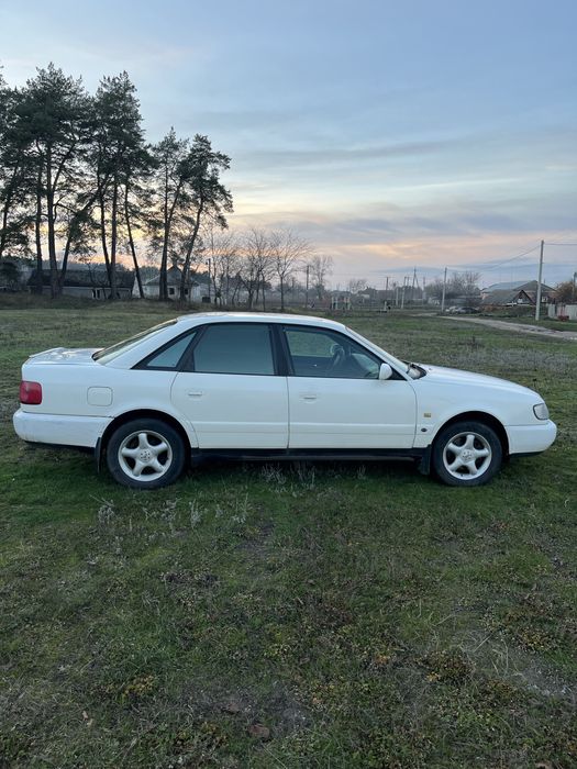 Audi 100 C4 переодетая в А6