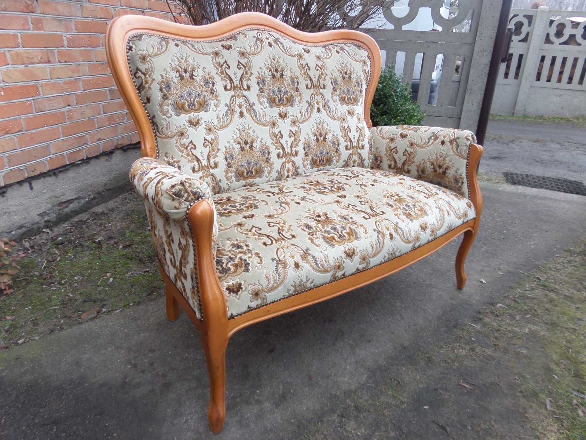 sofa ludwikowska  stan bdb wysyłka dowóz