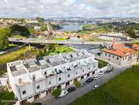 LA Moradia em banda 4 Quartos, para Venda, em  Gaia, Oliveira do Douro