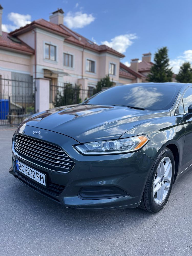 Ford Fusion USA 2.5 SE 2015