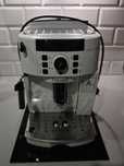Ekspres de'longhi magnifica s