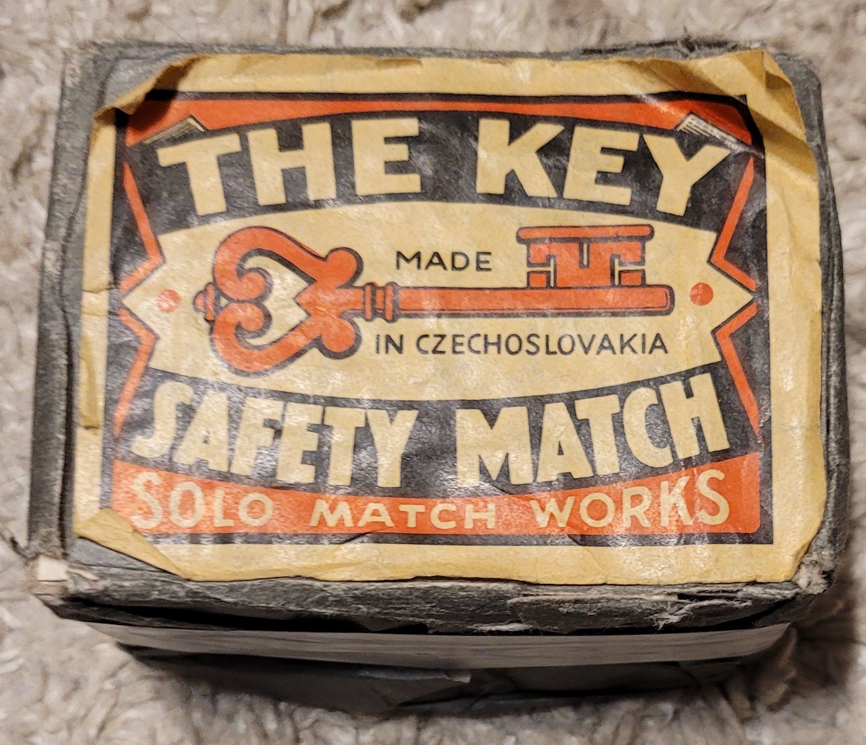 Zestaw 12 nowych paczek zapałek The Key Made in Czechoslovakia PRL