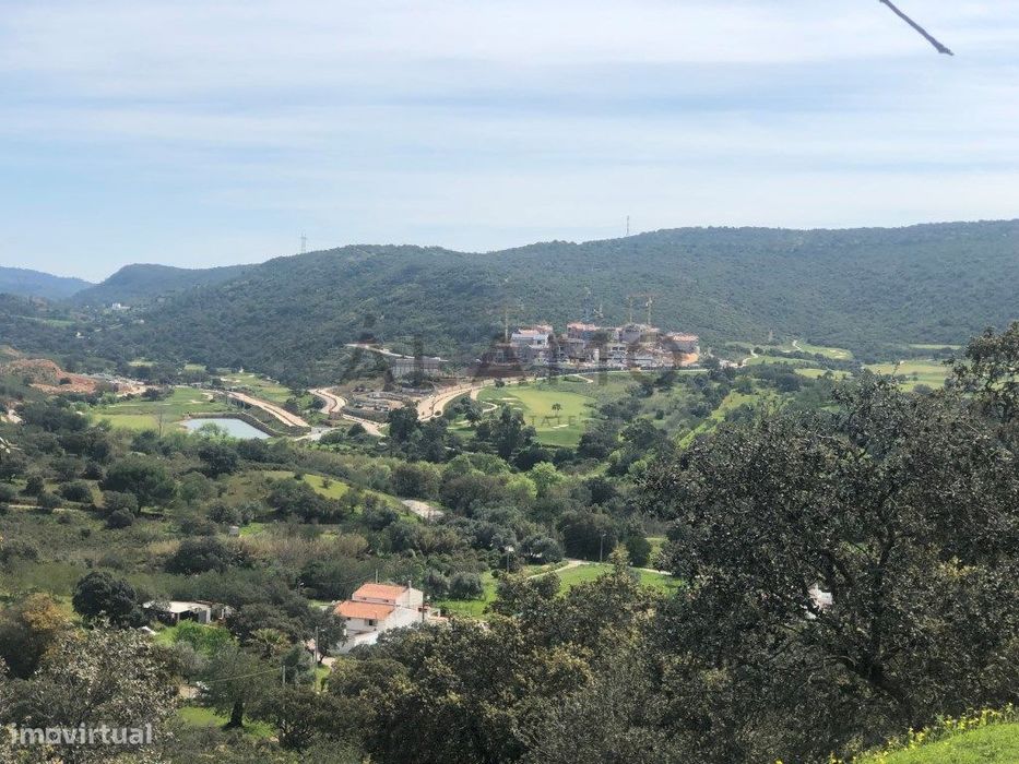 Terreno com projeto aprovado com Vista Serra e Quinta Umbria