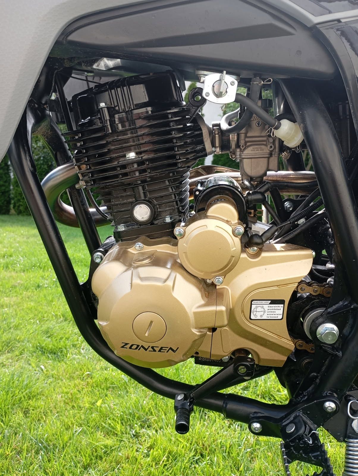Motocykl cross asix