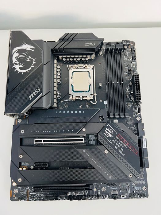 Bundle Intel Core i7-14700KF + MSI MPG Z790 Carbon Wi-Fi