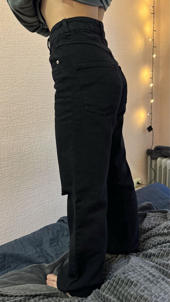 Чорні широкі джинси
