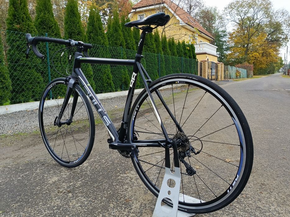 Rower szosowy Bulls Harrier SuperSport Shimano 105 ALU carbon roz.54cm