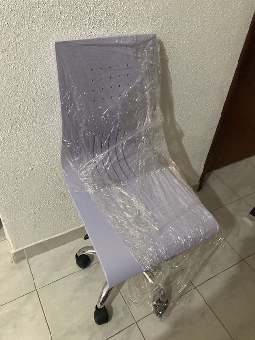 Secretária Harpa Nova + Cadeira