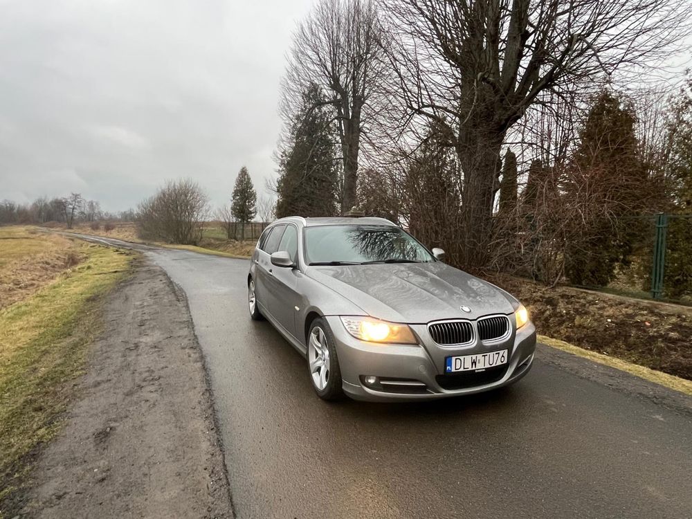BMW e91 2010