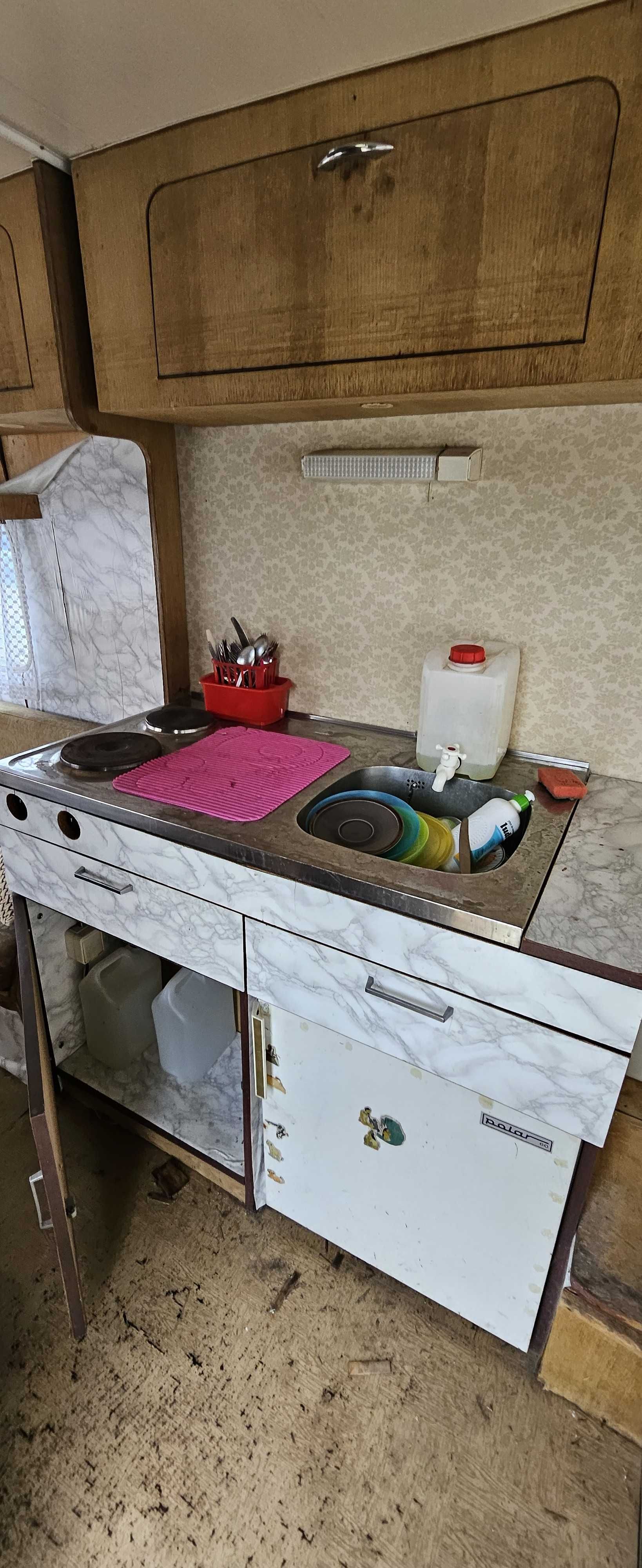 Przyczepa kampingowa na działkę, budowę