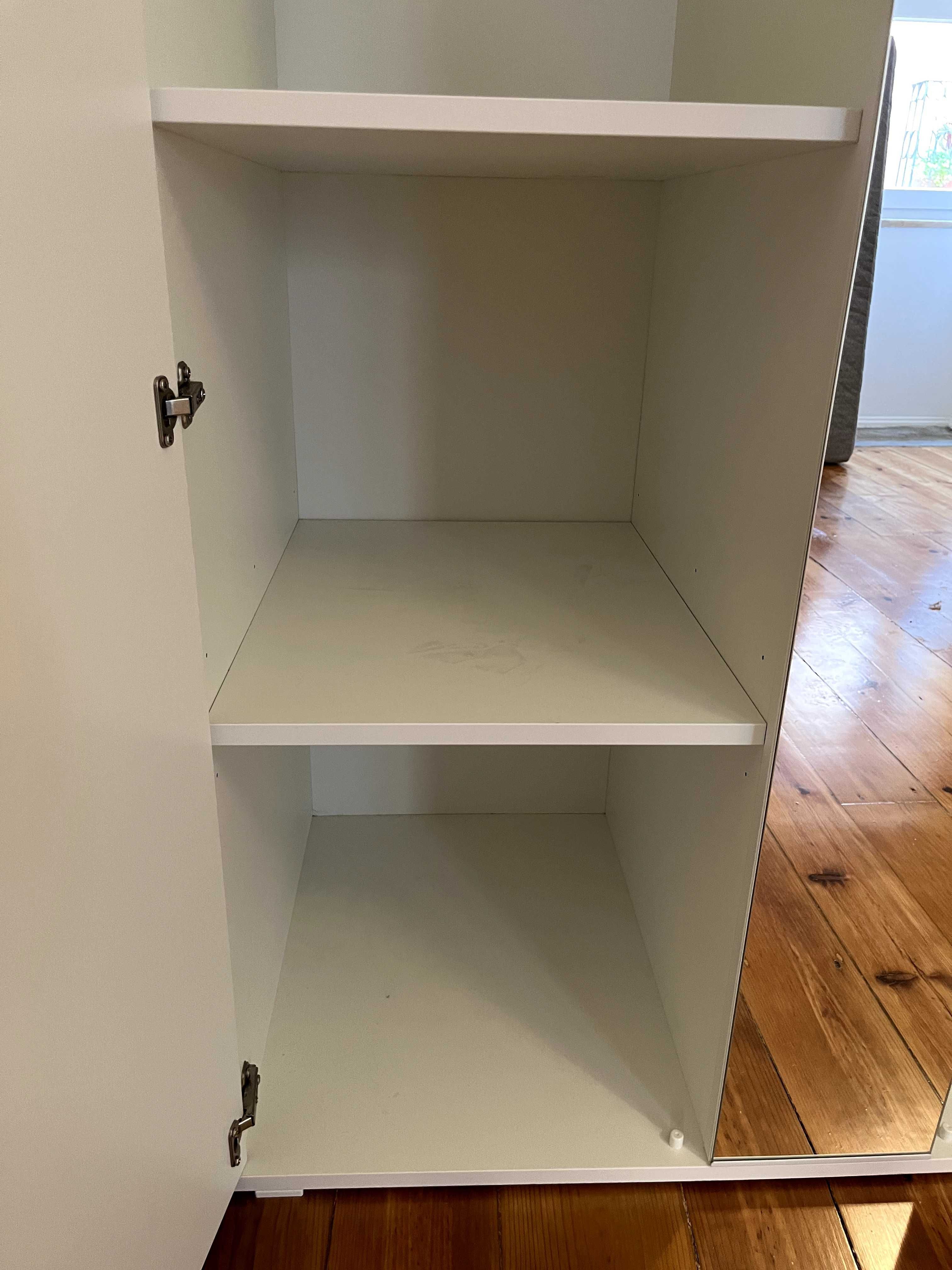 Móvel Roupeiro com 2 portas e espelho VIHALS – IKEA