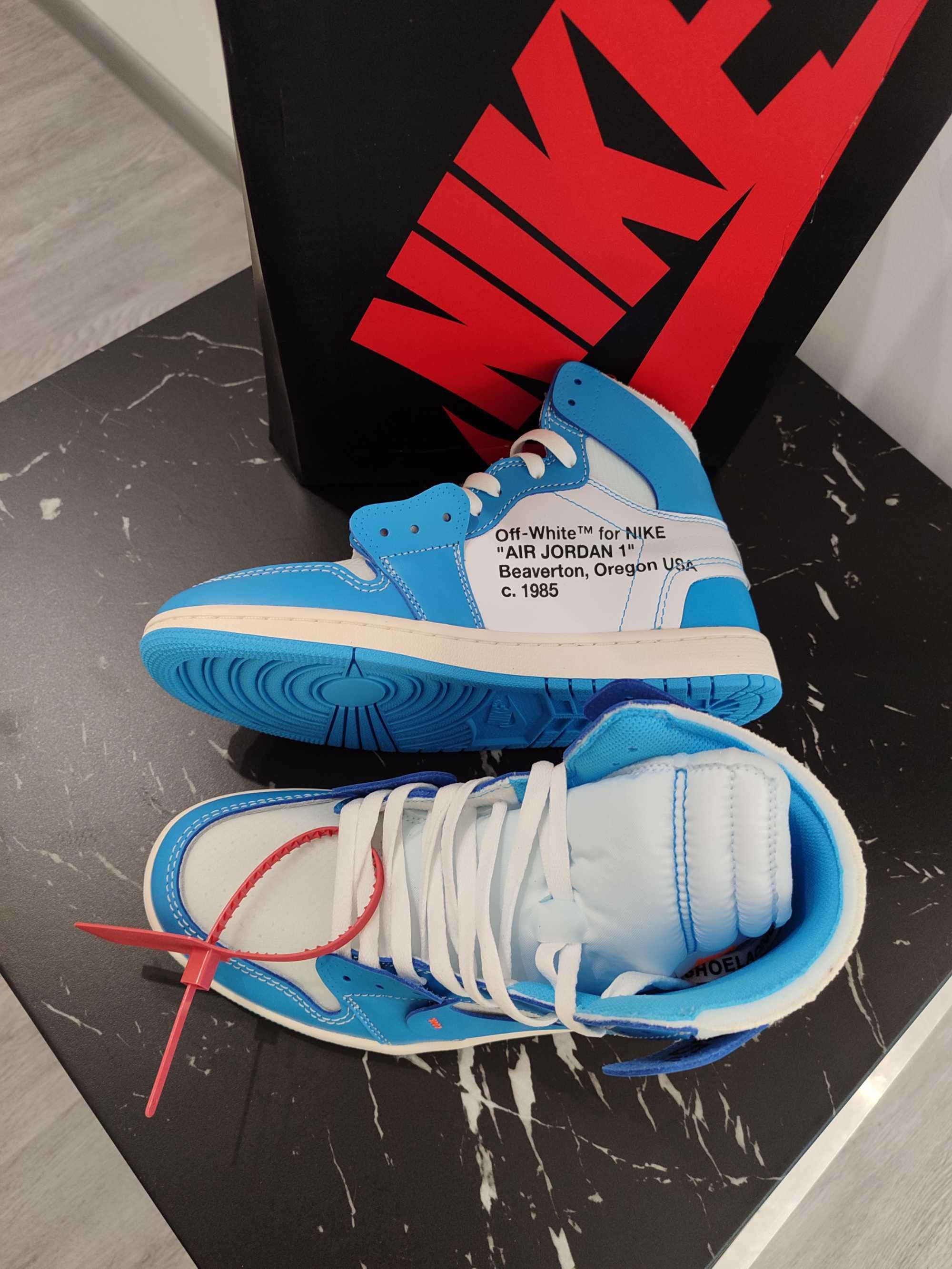 Кросівки Off-white X Jordan 1 Retro High University Blue