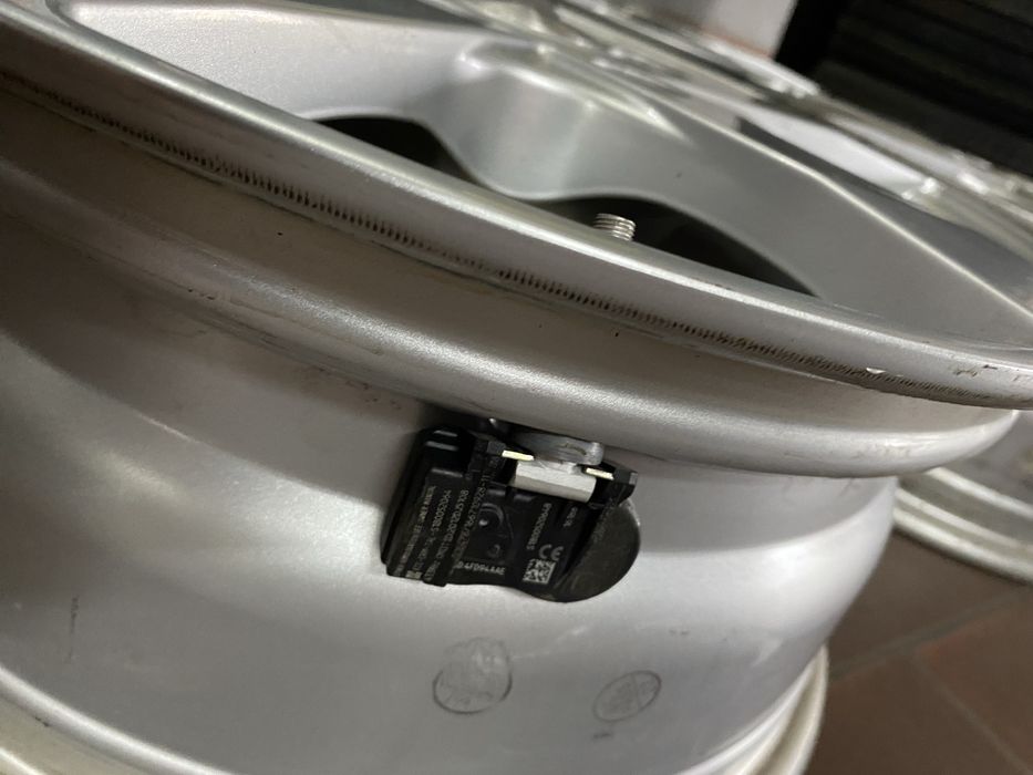 Felgi aluminiowe 16 cali 5X114,3 Dezent