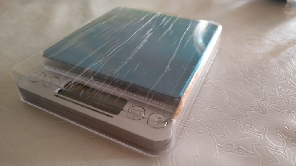 Mini Balança portátil alta precisão 2x AAA ou bateria carregamento usb